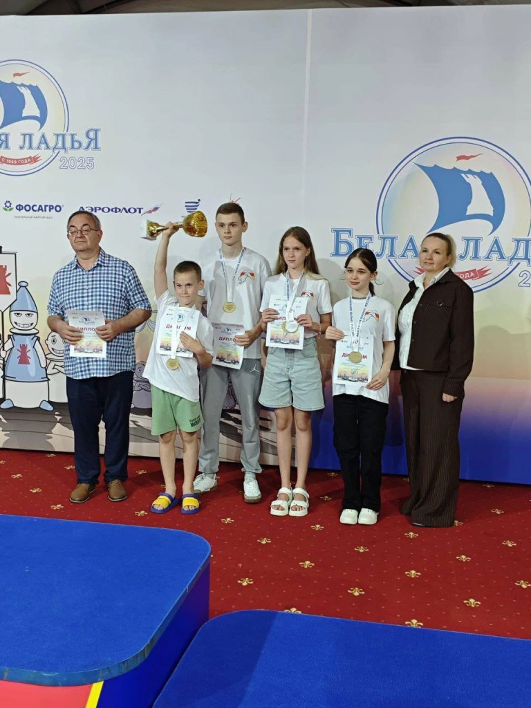 2025-06-15 21.59.29.jpg