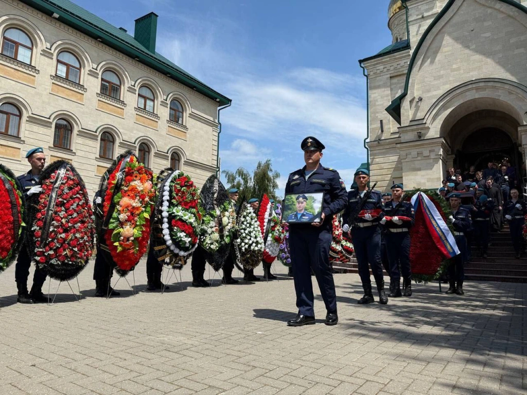 2025-06-01 23.07.46.jpg